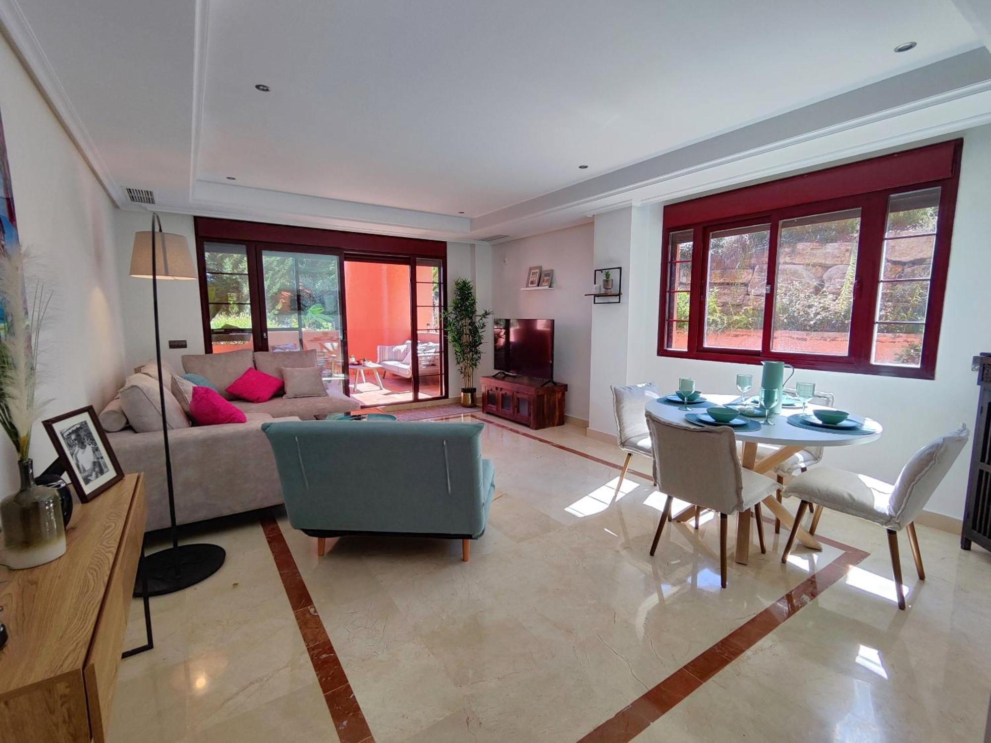 Casa De La Calma, Beautiful Apartment In El Soto Охен Экстерьер фото